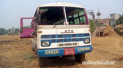 Biplav Maoist activists vandalise bus in Kawasoti opposing ban on political activities in college