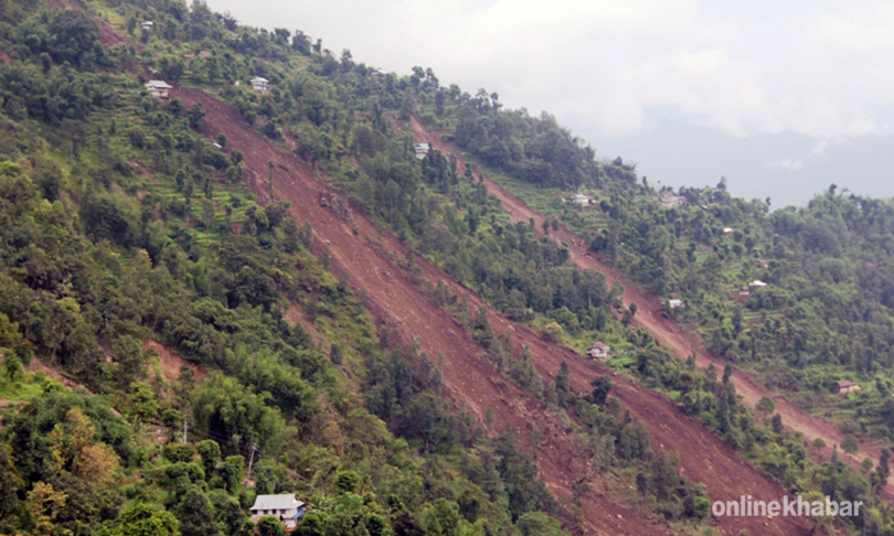 Landslide-in-Taplejgung