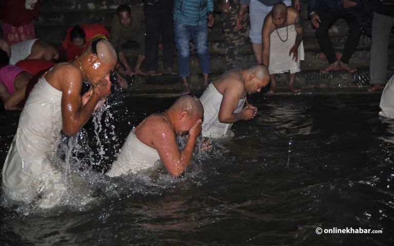 स्वस्थानी व्रत शुरु, शालिनदीमा माधवनारायण व्रतालु १५० जना मात्रै