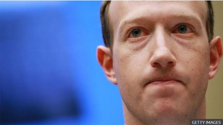 फेसबुक संस्थापक जुकरबर्गले माफी मागे