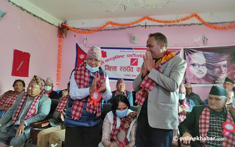 एमाले डडेल्धुराका अध्यक्ष एकीकृत समाजवादीमा प्रवेश