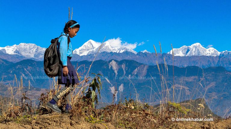 सामुदायिक विद्यालयका विद्यार्थीलाई सरकारले पठायो अनुदान रकम