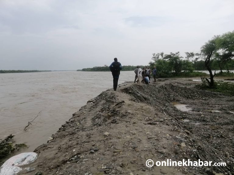 श्रीलंका टापुमा फसेका २५ जनाको उद्धार