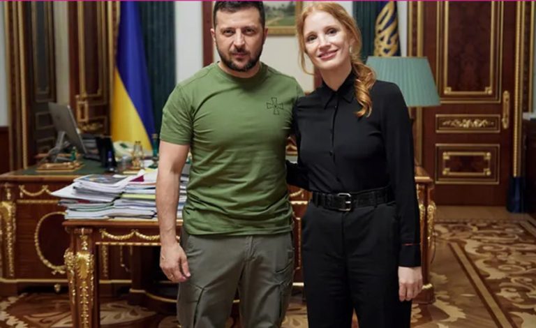 हलिउड अभिनेत्रीहरु धमाधम युक्रेन पुग्दै, रुसी आक्रमणविरुद्ध सन्देश
