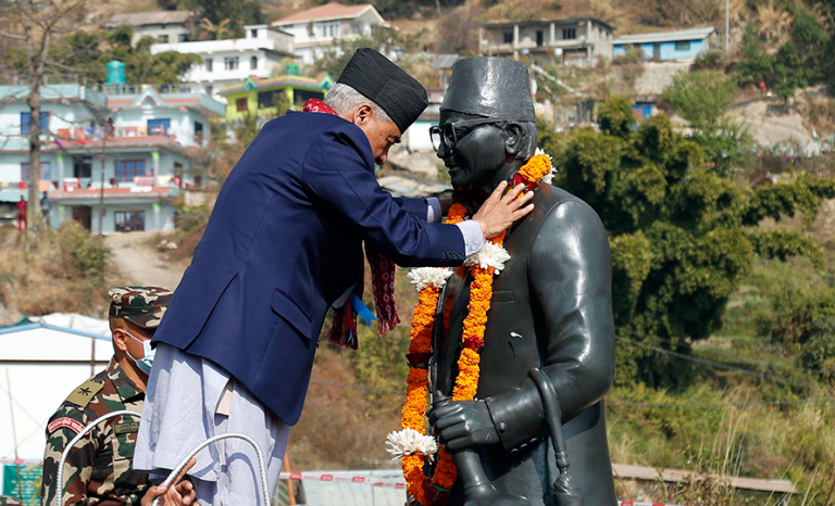 मेलम्चीमा पूर्वप्रधानमन्त्री भट्टराईको पूर्णकदको शालिक