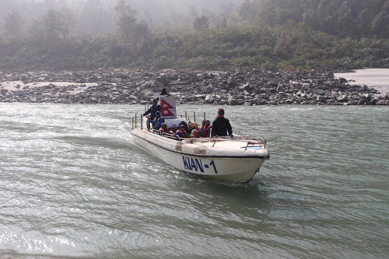 पानी जेटबोटले सहज बन्दै भोजपुरको यात्रा