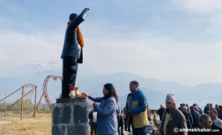 पोखरामा स्वर्गीय रवीन्द्र अधिकारीको सम्झना