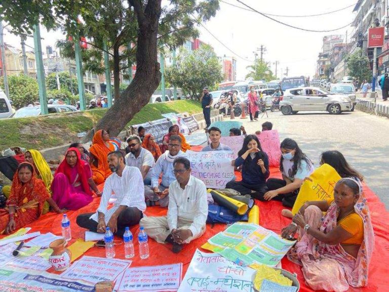 चुरे संरक्षण आन्दोलनलाई वातावरण विज्ञान विद्यार्थीको साथ