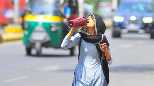 भारतमा चर्को गर्मीका कारण ३०० बढीको मृत्यु