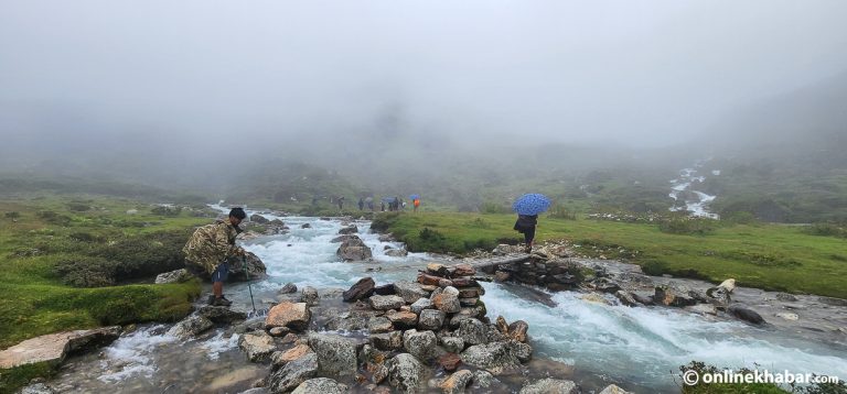 लोदेनको यात्रा : चौंरी गोठ चहार्दै भूतपोखरी पुग्दा