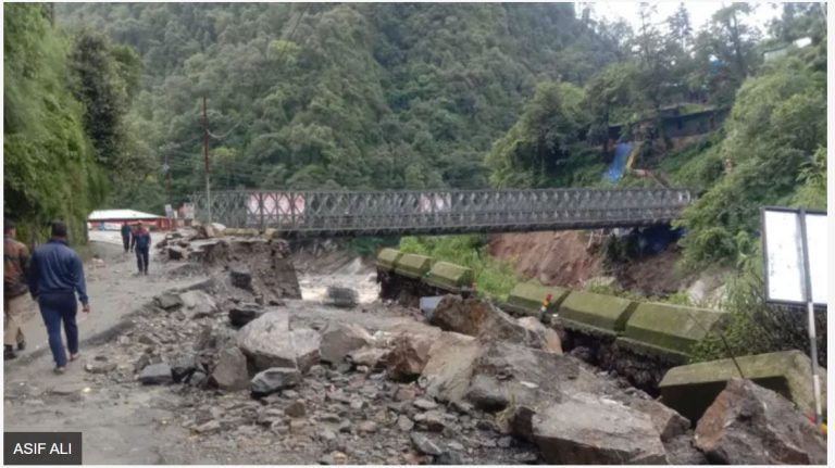 केरलापछि हिमाचल र उत्तराखण्डमा पनि पहिरो कम्तिमा ५० जना बेपत्ता